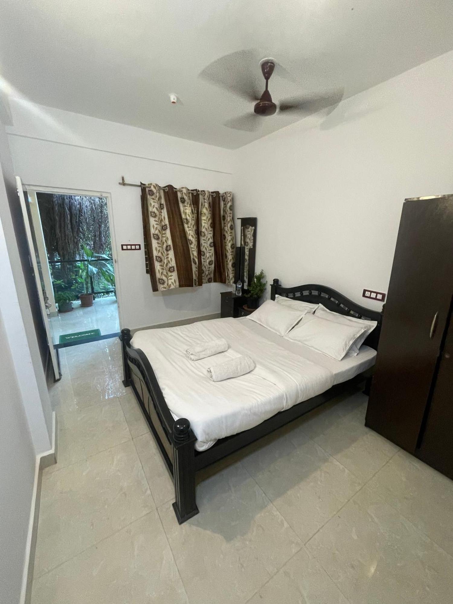 This Is It Beachfront - Rooms, Cafe & Events Arambol Zewnętrze zdjęcie